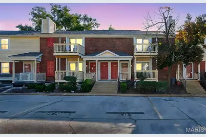 9011 N Swan Circle, Brentwood, MO 63144 - Photo 1