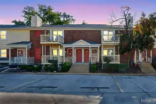 9011 N Swan Cir, Brentwood, MO 63144 - Photo 1