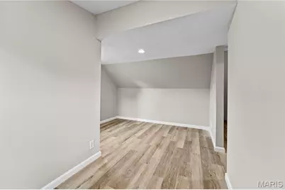 6908 Alberici Avenue, Saint Louis, MO 63121 - Photo 19