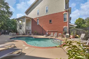 2642 Mcknight Crossing Ct, Saint Louis, MO 63124 - Photo 19