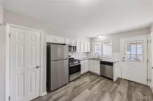 3660 Woodman Dr, Florissant, MO 63031 - Photo 13