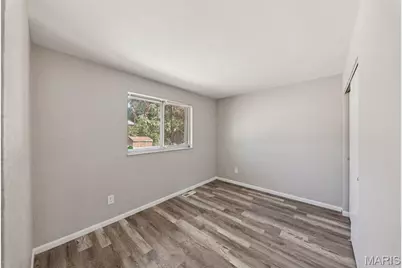 3660 Woodman Drive, Florissant, MO 63031 - Photo 17