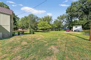 515 Bailey Ave, Elsberry, MO 63343 - Photo 41