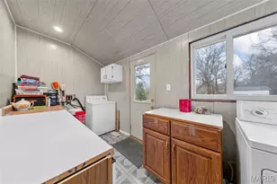 1144 Hudson Rd, Saint Louis, MO 63135 - Photo 7