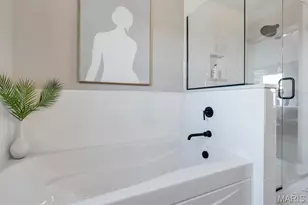 572 Misty Mountain Dr, O'Fallon, MO 63368 - Photo 17