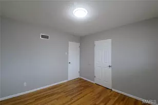 1980 Parker Rd, Florissant, MO 63033 - Photo 19