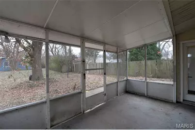 1980 Parker Road, Florissant, MO 63033 - Photo 25