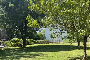 3705 Illinois Ave, Saint Louis, MO 63118 - Photo 3