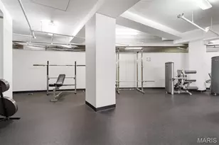 915 Olive St, Saint Louis, MO 63101 - Photo 37