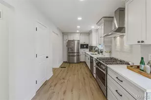 544 Summit Ave, Webster Groves, MO 63119 - Photo 11