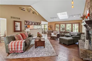 709 Heatherstone Dr, High Ridge, MO 63049 - Photo 5