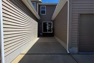 318 Countryshire Dr, Lake Saint Louis, MO 63367 - Photo 15