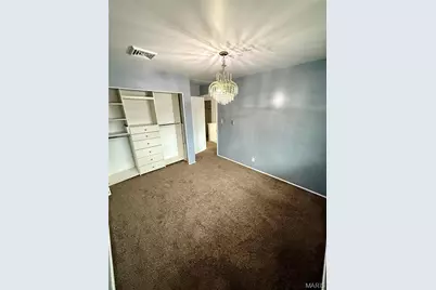 9030 Villaridge Court, Saint Louis, MO 63123 - Photo 11