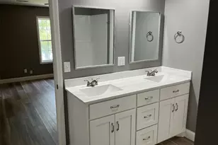 400 E Deerwood Dr, Jackson, MO 63755 - Photo 13