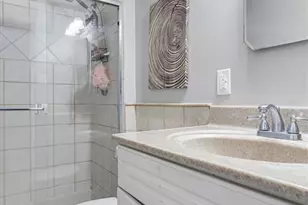 11983 Villa Dorado Dr, Saint Louis, MO 63146 - Photo 13