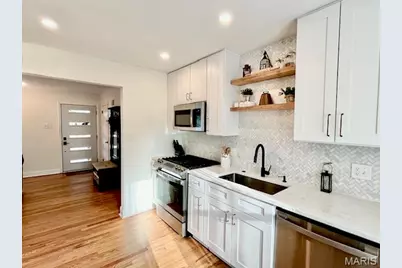 5201 Kingwood Drive, Saint Louis, MO 63123 - Photo 21