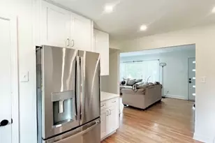 5201 Kingwood Dr, Saint Louis, MO 63123 - Photo 19