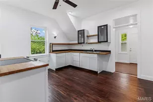 5200 Dewey Ave, Saint Louis, MO 63116 - Photo 15