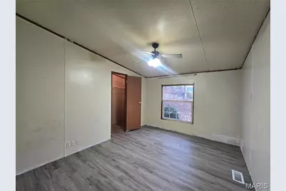 19050 Sikes Road, Saint Genevieve, MO 63670 - Photo 3