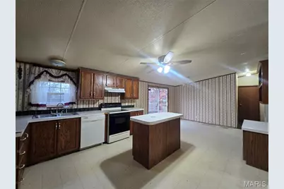 19050 Sikes Road, Saint Genevieve, MO 63670 - Photo 7