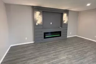 9800 Cambria Dr, Moline Acres, MO 63136 - Photo 3