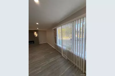 9800 Cambria Drive, Moline Acres, MO 63136 - Photo 9