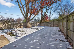 2212 Charlack Ave, Saint Louis, MO 63114 - Photo 39