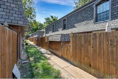4259 Burnett Walk, Saint Louis, MO 63125 - Photo 33