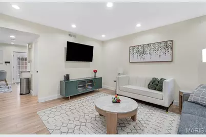 4259 Burnett Walk, Saint Louis, MO 63125 - Photo 3