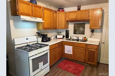 410 N 5th Street, Elsberry, MO 63343 - Photo 3