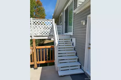 2229 Murray Forest Drive, Maryland Heights, MO 63043 - Photo 13