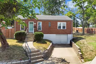 660 Rochester Dr, Saint Louis, MO 63125 - Photo 31