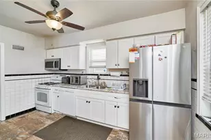 3714 Nelson Dr, Saint Louis, MO 63121 - Photo 7