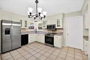 2705 Bluff Creek Ct, Saint Louis, MO 63129 - Photo 27