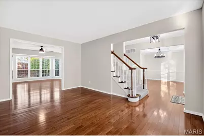 2705 Bluff Creek Court, Saint Louis, MO 63129 - Photo 11