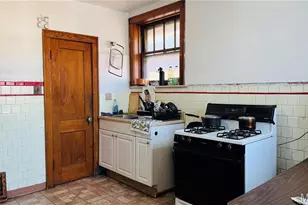 4054 S Spring Ave, Saint Louis, MO 63116 - Photo 9