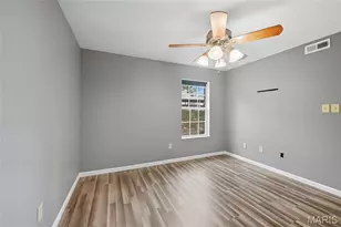 1935 Marine Terrace Dr, Maryland Heights, MO 63146 - Photo 15