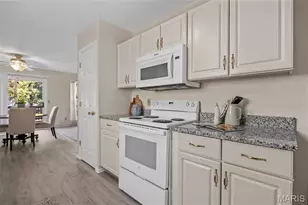 6 Green Park Ln, O'Fallon, MO 63366 - Photo 19