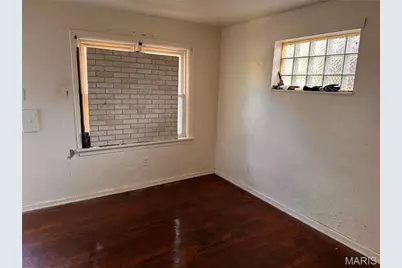 5662 Maffitt Avenue, Saint Louis, MO 63112 - Photo 15