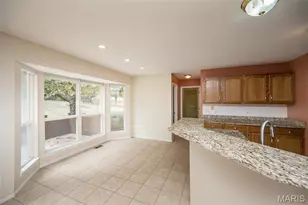 999 Reddington Oaks Ct, Saint Charles, MO 63304 - Photo 21