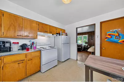 230 Anistasia Drive, Hazelwood, MO 63135 - Photo 9