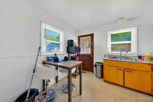 230 Anistasia Dr, Hazelwood, MO 63135 - Photo 7