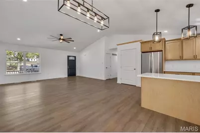 211 Easy Street, De Soto, MO 63020 - Photo 11