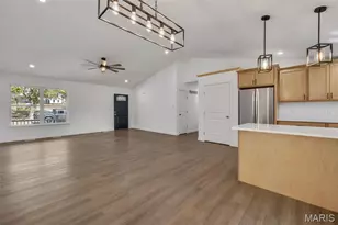 211 Easy St, De Soto, MO 63020 - Photo 11