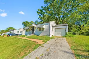 10030 Mccartney Ln, Bellefontaine Neighbors, MO 63137 - Photo 29