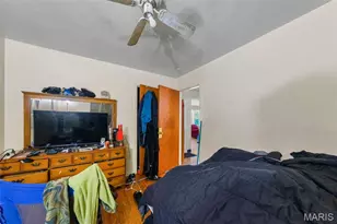 10030 Mccartney Ln, Bellefontaine Neighbors, MO 63137 - Photo 15