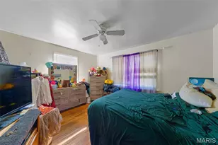 10030 Mccartney Ln, Bellefontaine Neighbors, MO 63137 - Photo 11