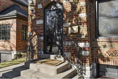 7457 Kingsbury Boulevard, University City, MO 63130 - Photo 3