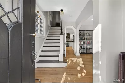 7457 Kingsbury Boulevard, University City, MO 63130 - Photo 7