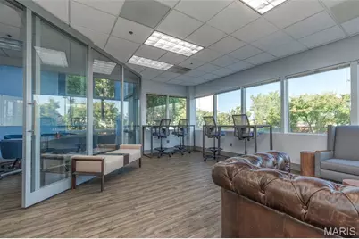 702 Spirit 40 Park Drive, Chesterfield, MO 63005 - Photo 7